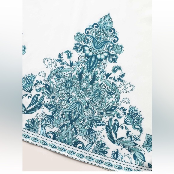 BloomChic Plus Size XL Boho Print Round Neck Cut Out Tank Top us14-16 - Picture 4 of 7